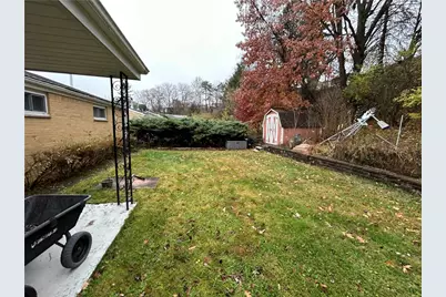 20 Falkirk Dr, Pittsburgh, PA 15235 - Photo 24