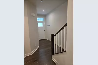 1007 Wellington Ct, Penn Twp, PA 15644 - Photo 2