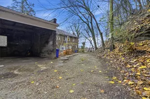 2874 Beechwood Blvd, Pittsburgh, PA 15217 - Photo 4