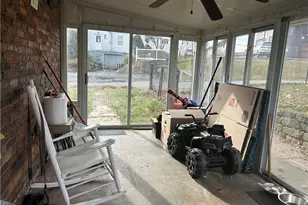 1070 Arbor Dr, Green Tree, PA 15220 - Photo 16