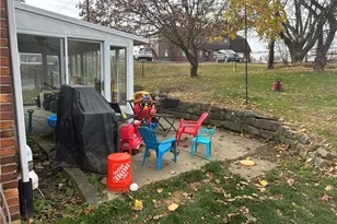 1070 Arbor Dr, Green Tree, PA 15220 - Photo 20