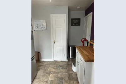 1070 Arbor Dr, Green Tree, PA 15220 - Photo 14