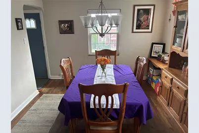 1070 Arbor Dr, Green Tree, PA 15220 - Photo 10