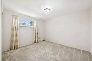 805 Cranberry Dr, Monroeville, PA 15146 - Photo 32