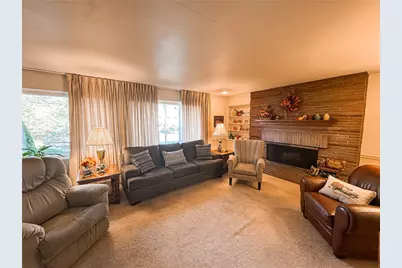 1414 Lincoln Way #1, White Oak, PA 15131 - Photo 6