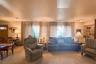 1414 Lincoln Way, White Oak, PA 15131 - Photo 8