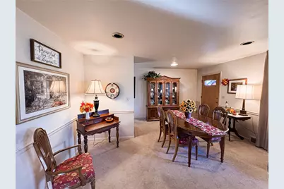 1414 Lincoln Way #1, White Oak, PA 15131 - Photo 4