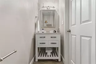 846 Sunset Cir, Cranberry Township, PA 16066 - Photo 10