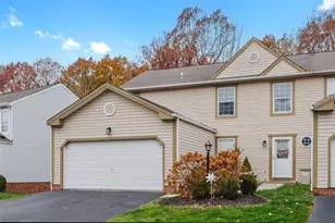 846 Sunset Cir, Cranberry Township, PA 16066 - Photo 1