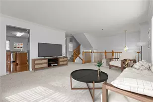 2010 Overlook Ct, North Strabane, PA 15317 - Photo 4