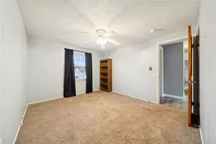 217 Karen Dr, Allegheny Township, PA 15613 - Photo 16