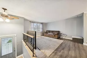 217 Karen Dr, Allegheny Township, PA 15613 - Photo 2