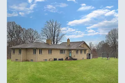 1305 Mercer Ave, Hermitage, PA 16148 - Photo 4