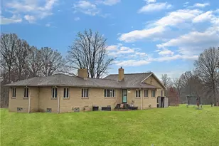 1305 Mercer Ave, Hermitage, PA 16148 - Photo 4