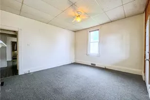 219 13th St, Beaver Falls, PA 15010 - Photo 4