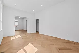 295 38th St, Pittsburgh, PA 15201 - Photo 48