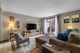 303 Timberglen Dr, Imperial, PA 15126 - Photo 6