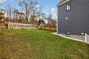 817 Eldora Pl, Pittsburgh, PA 15210 - Photo 28