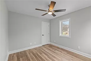 817 Eldora Pl, Pittsburgh, PA 15210 - Photo 14