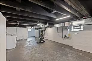 817 Eldora Pl, Pittsburgh, PA 15210 - Photo 24