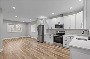 817 Eldora Pl, Pittsburgh, PA 15210 - Photo 8