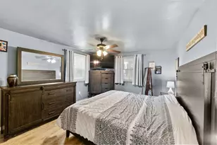 318 Earlwood Rd, Pittsburgh, PA 15235 - Photo 16