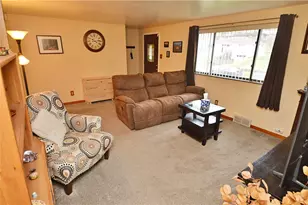 109 Thorncrest Dr, Kennedy Township, PA 15136 - Photo 6