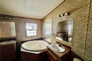 220 Polo Dr, Shelocta, PA 15774 - Photo 12