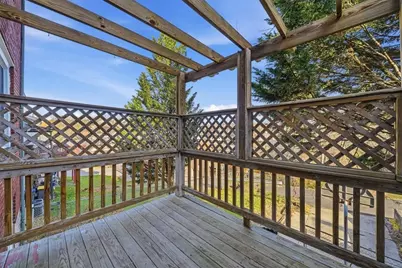 1044 Biltmore Ave, Pittsburgh, PA 15216 - Photo 30