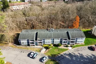 321 Ridge Point Cir, Bridgeville, PA 15017 - Photo 22