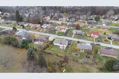 523 Hemlock St, Hempfield Township, PA 15601 - Photo 32