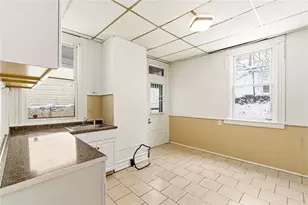 241 Watson Blvd, Pittsburgh, PA 15214 - Photo 10