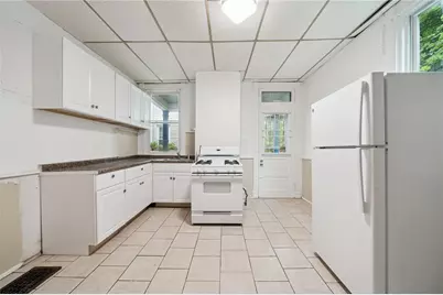 241 Watson Blvd, Observatory Hill, PA 15214 - Photo 4