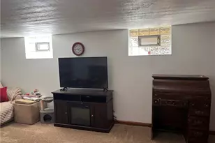 1451 Hillcrest St, South Strabane, PA 15301 - Photo 12