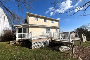 1451 Hillcrest St, South Strabane, PA 15301 - Photo 14