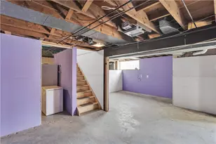 5922 Wallace Ave, Bethel Park, PA 15102 - Photo 28