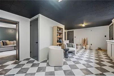 1902 Worcester Drive, Scott Township, PA 15243 - Photo 18