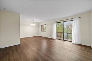 105 Springwater Ct, Moon/Crescent Twp, PA 15108 - Photo 4