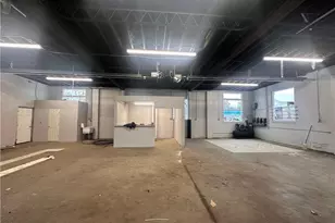 97 Clyde St, Wayne Township, PA 16117 - Photo 4