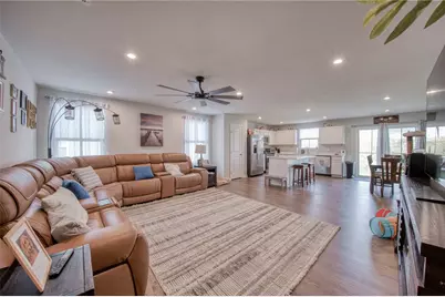 113 Dominic Dr, Twp of But SW, PA 16001 - Photo 6