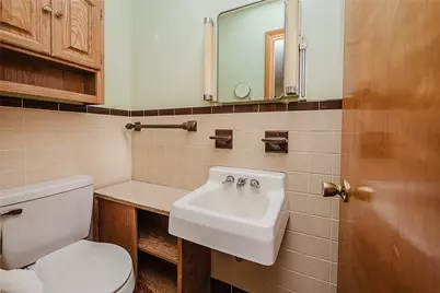 896 Fairman Ave, White Township, PA 15701 - Photo 12