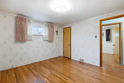 34 Sterling Dr, Robinson Twp, PA 15108 - Photo 10