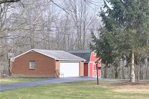 3933 Hardt Dr, Richland, PA 15044 - Photo 2