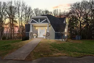 277 Palmerton Rd, Burrel-Blacklick, PA 15717 - Photo 1