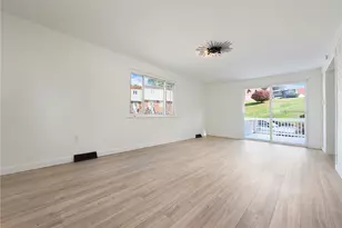 4619 Greensprings Ave, West Mifflin, PA 15122 - Photo 12