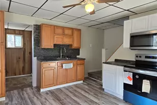 335 Main St, Centerville, PA 15358 - Photo 10