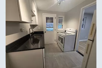 50 Wenzell Pl, Beechview, PA 15216 - Photo 10