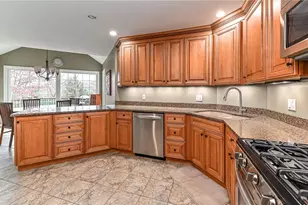 223 Fox Meadow Dr, Pine Township, PA 15090 - Photo 14