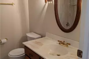 117 S Harleston Dr, Ross Twp, PA 15237 - Photo 12