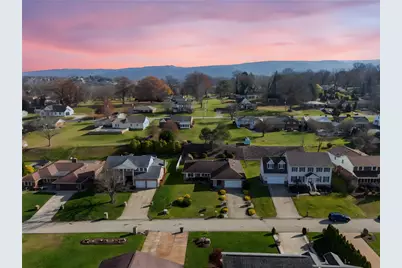 321 Meadowlark Dr, South Union Township, PA 15401 - Photo 2